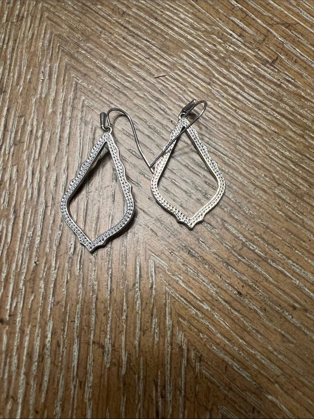 Kendra Scott delicate openwork